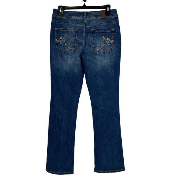 MAURICES Women’s Blue Jeans Size 3/4 Short Distressed Stretch Pockets - Picture 3 of 13